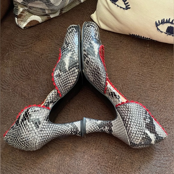 Anyi Lu Snakeskin Style Block Heel With Red Trim - Picture 6 of 9